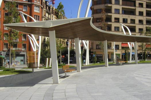 Mobiliario Urbano en la Plaza de Indautxu en Bilbao